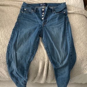 High waisted Button Gap Skinny Jeans (size 10)